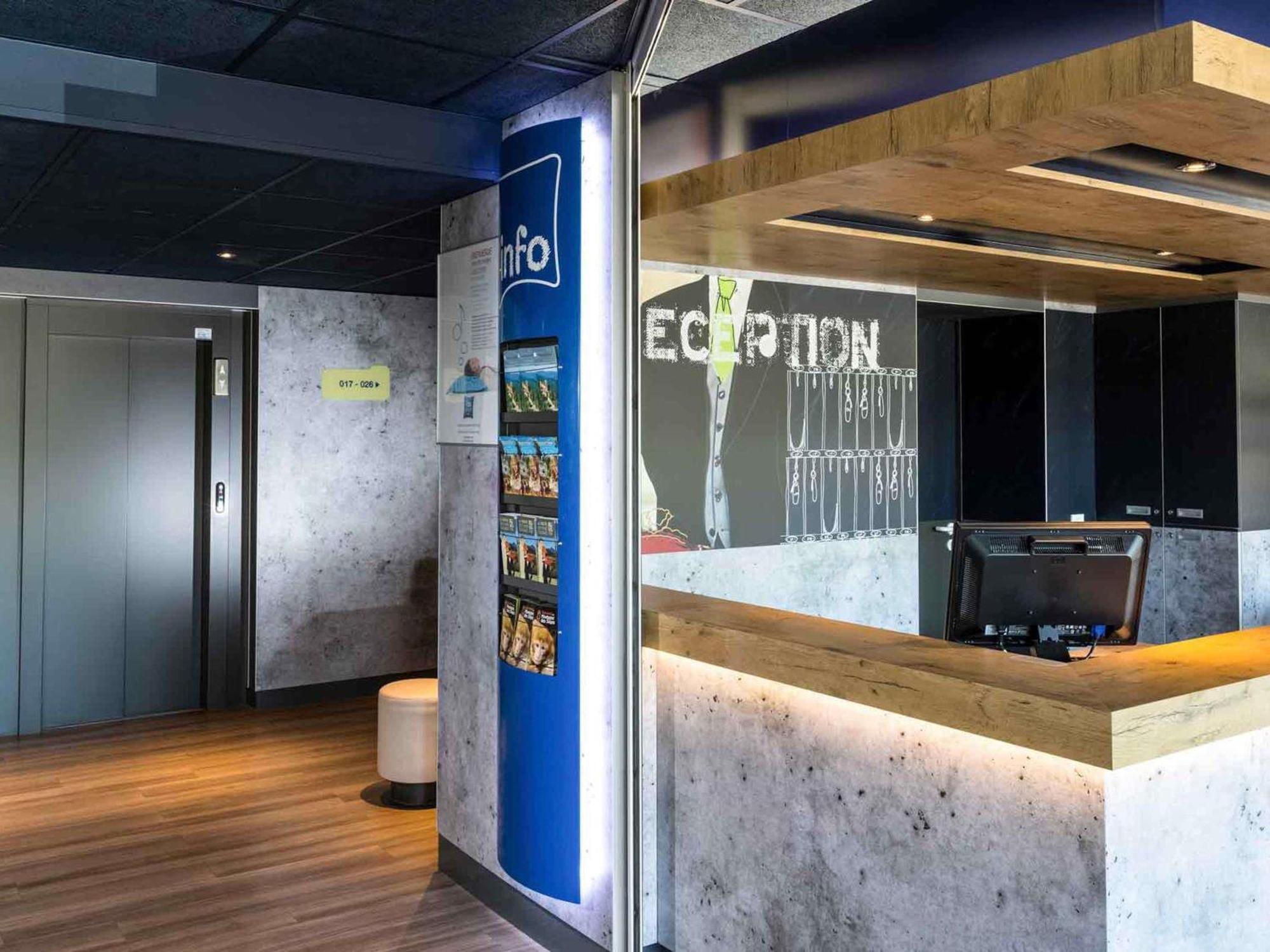 Ibis Budget Селеста Экстерьер фото